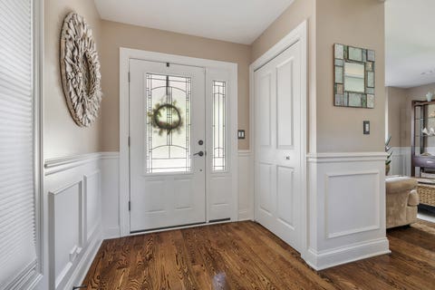 Tiny photo for 619 S 3rd Street, Dundee, IL 60118 (MLS # 12700053)