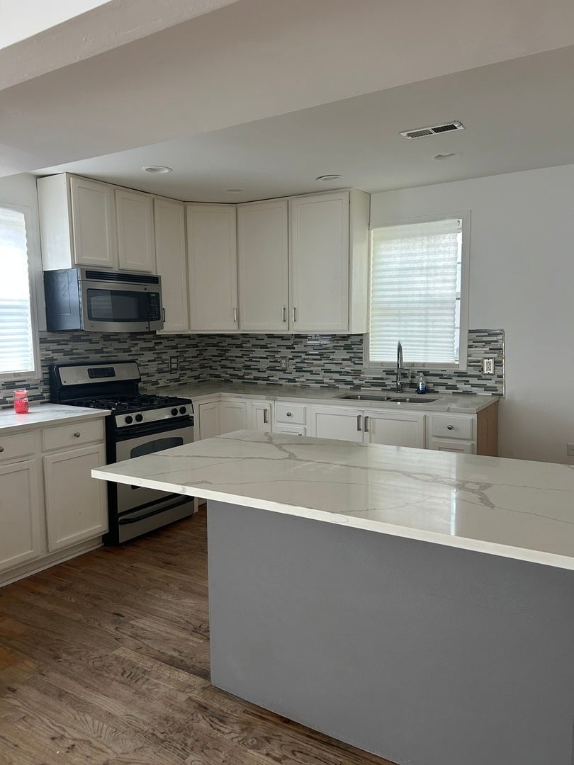 10724 S Pulaski Road