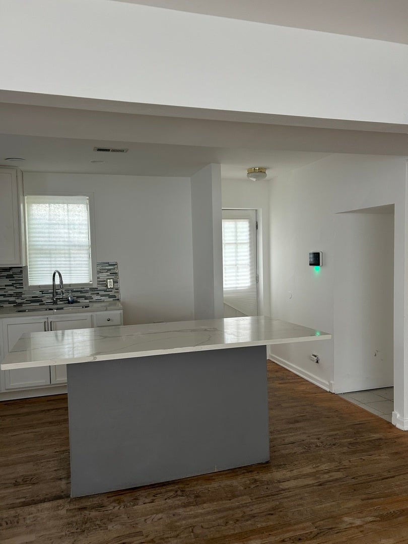 10724 S Pulaski Road