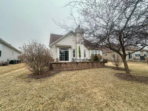 Tiny photo for 816 Colchester Drive, Oswego, IL 60543 (MLS # 12582624)