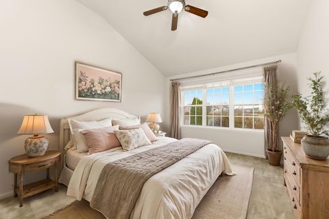 Tiny photo for 816 Colchester Drive, Oswego, IL 60543 (MLS # 12582624)