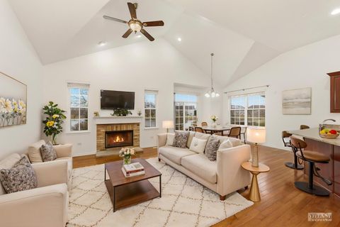 Tiny photo for 816 Colchester Drive, Oswego, IL 60543 (MLS # 12582624)