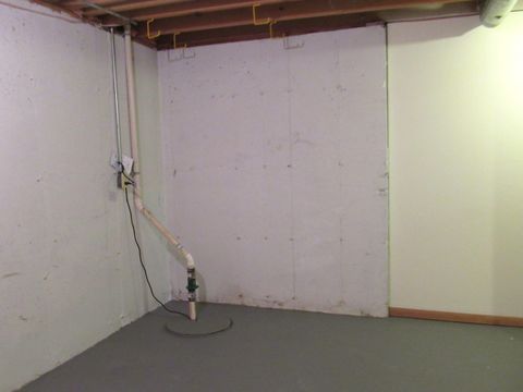 Tiny photo for 910 Thornwood Drive #910, St. Charles, IL 60174 (MLS # 12575346)