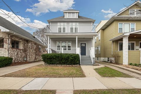 Photo of 4530 N Kenneth Avenue, Chicago, IL 60630 (MLS # 12576662)