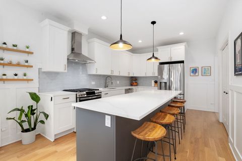 Tiny photo for 4530 N Kenneth Avenue, Chicago, IL 60630 (MLS # 12576662)