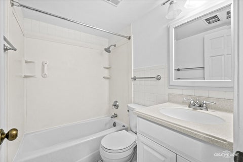 Tiny photo for 502 Redondo Drive #208, Downers Grove, IL 60516 (MLS # 12743692)