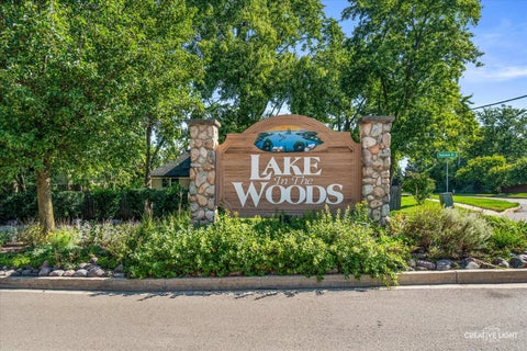 Tiny photo for 502 Redondo Drive #208, Downers Grove, IL 60516 (MLS # 12743692)