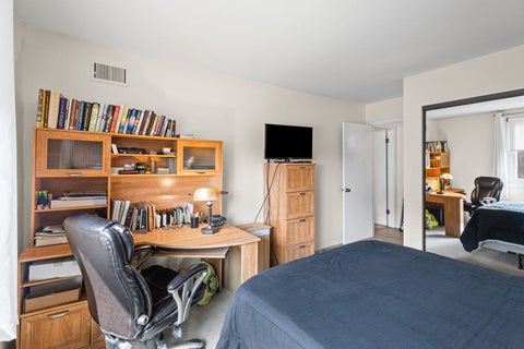 Tiny photo for 440 Raintree Court #3S, Glen Ellyn, IL 60137 (MLS # 12698398)