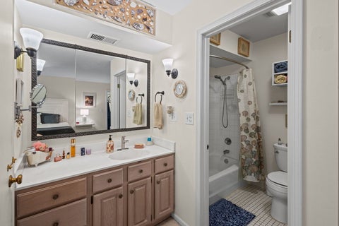 Tiny photo for 440 Raintree Court #3S, Glen Ellyn, IL 60137 (MLS # 12698398)