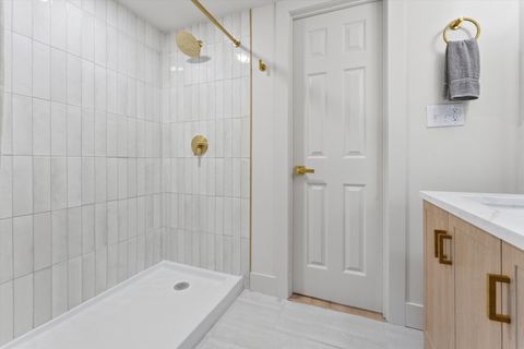 Tiny photo for 11635 S Bishop Street, Chicago, IL 60643 (MLS # 12651526)