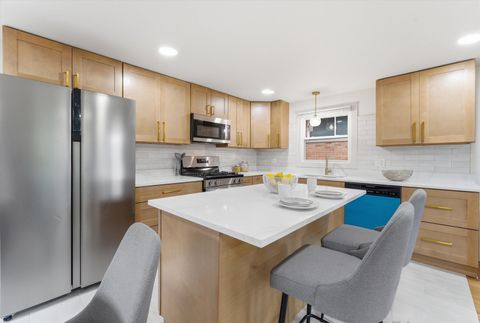 Tiny photo for 11635 S Bishop Street, Chicago, IL 60643 (MLS # 12651526)