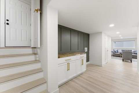 Tiny photo for 11635 S Bishop Street, Chicago, IL 60643 (MLS # 12651526)
