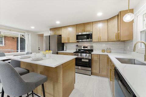 Tiny photo for 11635 S Bishop Street, Chicago, IL 60643 (MLS # 12651526)