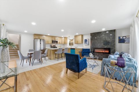 Tiny photo for 11635 S Bishop Street, Chicago, IL 60643 (MLS # 12651526)