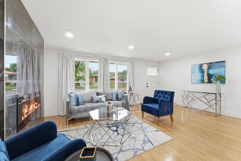 Tiny photo for 11635 S Bishop Street, Chicago, IL 60643 (MLS # 12651526)