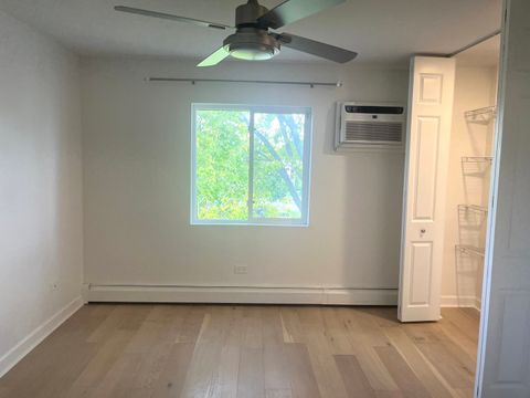 Tiny photo for 10B E Dundee Quarter Drive #301, Palatine, IL 60074 (MLS # 12493584)