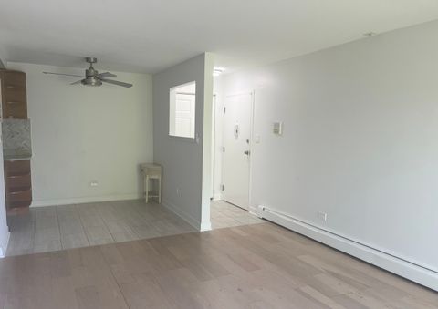 Tiny photo for 10B E Dundee Quarter Drive #301, Palatine, IL 60074 (MLS # 12493584)