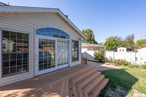 Tiny photo for 306 13TH Avenue, De Witt, IA 52742 (MLS # QC4267905)