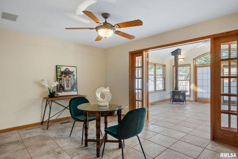 Tiny photo for 306 13TH Avenue, De Witt, IA 52742 (MLS # QC4267905)