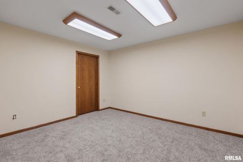 Tiny photo for 306 13TH Avenue, De Witt, IA 52742 (MLS # QC4267905)