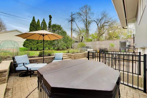 Tiny photo for 2038 Highland Avenue, Wilmette, IL 60091 (MLS # 12619267)
