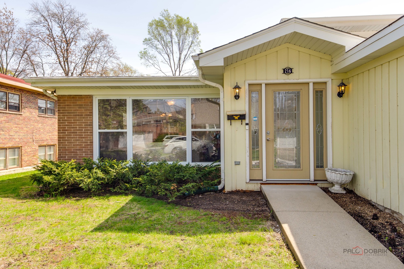 216 Sunset Drive