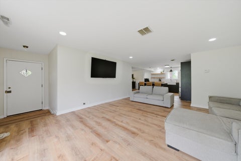 Tiny photo for 15800 Chappel Street, South Holland, IL 60473 (MLS # 12719401)