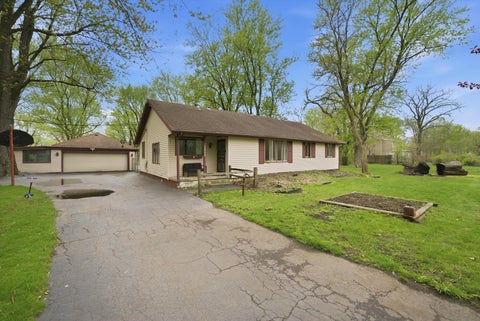 Tiny photo for 15800 Chappel Street, South Holland, IL 60473 (MLS # 12719401)