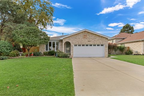 Tiny photo for 8528 Lorel Avenue, Burbank, IL 60459 (MLS # 12487274)