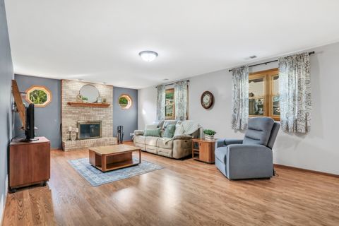 Tiny photo for 8528 Lorel Avenue, Burbank, IL 60459 (MLS # 12487274)