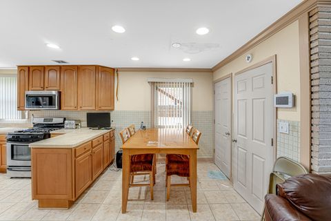 Tiny photo for 9107 S Bishop Street, Chicago, IL 60620 (MLS # 12488197)