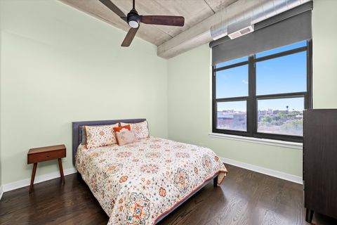 Tiny photo for 811 W 15th Place #709, Chicago, IL 60608 (MLS # 12499241)