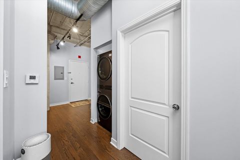 Tiny photo for 811 W 15th Place #709, Chicago, IL 60608 (MLS # 12499241)