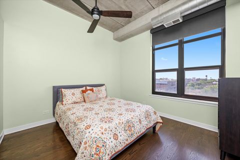 Tiny photo for 811 W 15th Place #709, Chicago, IL 60608 (MLS # 12499241)