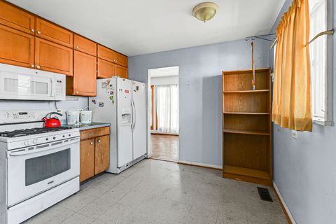 Tiny photo for 325 Gentry Street, Park Forest, IL 60466 (MLS # 12626619)