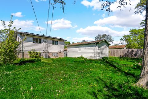 Tiny photo for 325 Gentry Street, Park Forest, IL 60466 (MLS # 12626619)