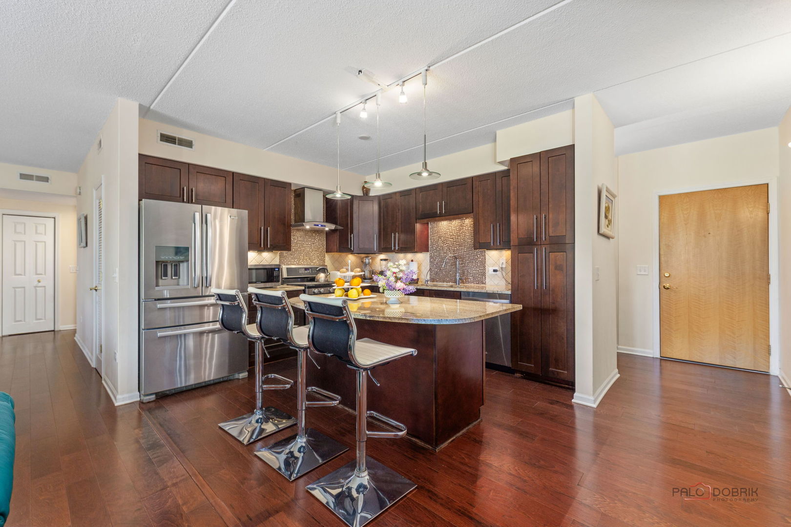 8747 W BRYN MAWR Avenue 207