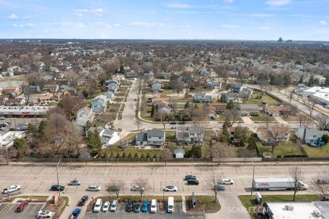Tiny photo for 20 Shore Drive, Schaumburg, IL 60193 (MLS # 12598490)