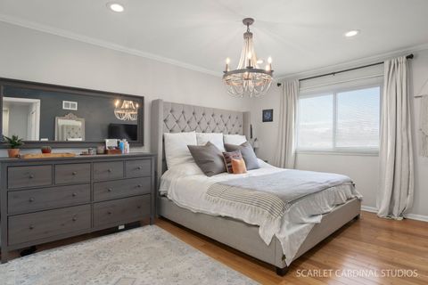 Tiny photo for 20 Shore Drive, Schaumburg, IL 60193 (MLS # 12598490)