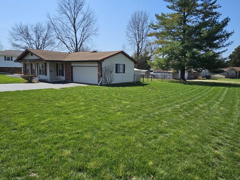 Tiny photo for 57 Cherry Drive, Mt Vernon, IL 62864 (MLS # 12604064)