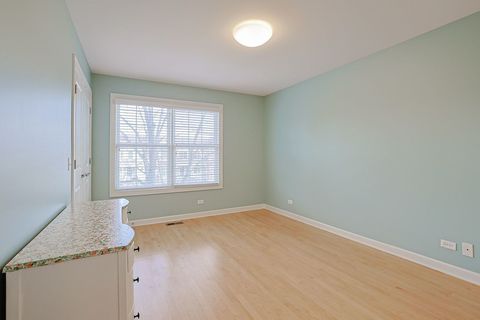 Tiny photo for 1909 Lynn Circle, Libertyville, IL 60048 (MLS # 12587478)