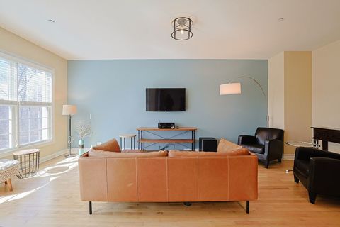 Tiny photo for 1909 Lynn Circle, Libertyville, IL 60048 (MLS # 12587478)