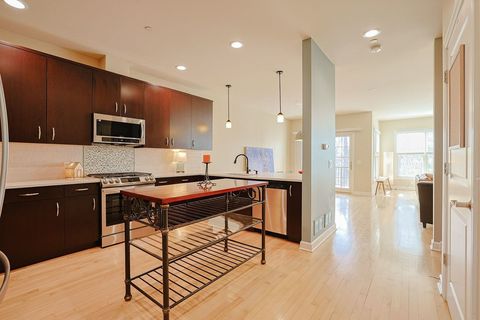 Tiny photo for 1909 Lynn Circle, Libertyville, IL 60048 (MLS # 12587478)