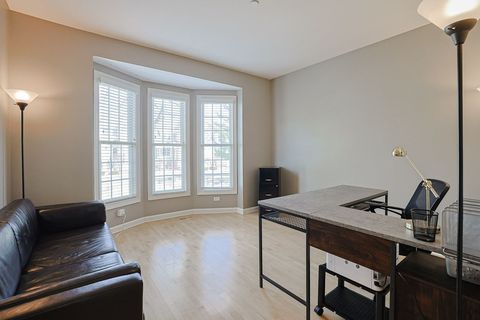 Tiny photo for 1909 Lynn Circle, Libertyville, IL 60048 (MLS # 12587478)