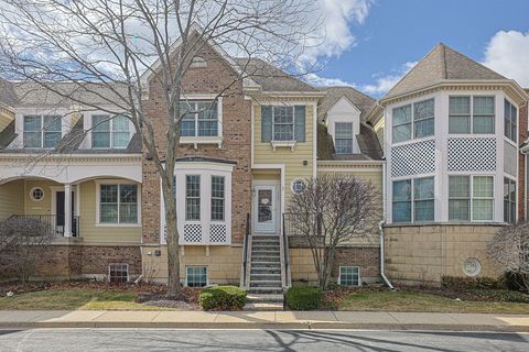 1909 Lynn Circle Libertyville IL 60048