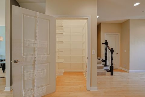 Tiny photo for 1909 Lynn Circle, Libertyville, IL 60048 (MLS # 12587478)