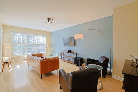 Tiny photo for 1909 Lynn Circle, Libertyville, IL 60048 (MLS # 12587478)