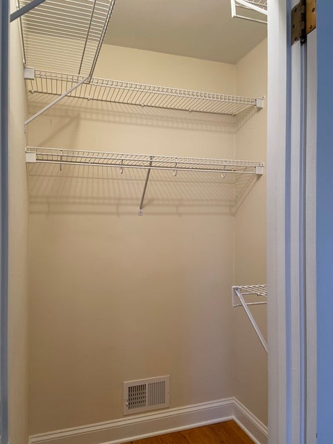 Tiny photo for 3333 W 102nd Street, Evergreen Park, IL 60805 (MLS # 12728855)