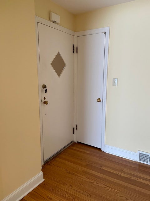 Tiny photo for 3333 W 102nd Street, Evergreen Park, IL 60805 (MLS # 12728855)