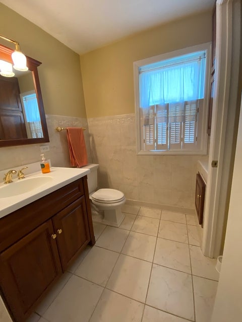 Tiny photo for 3333 W 102nd Street, Evergreen Park, IL 60805 (MLS # 12728855)
